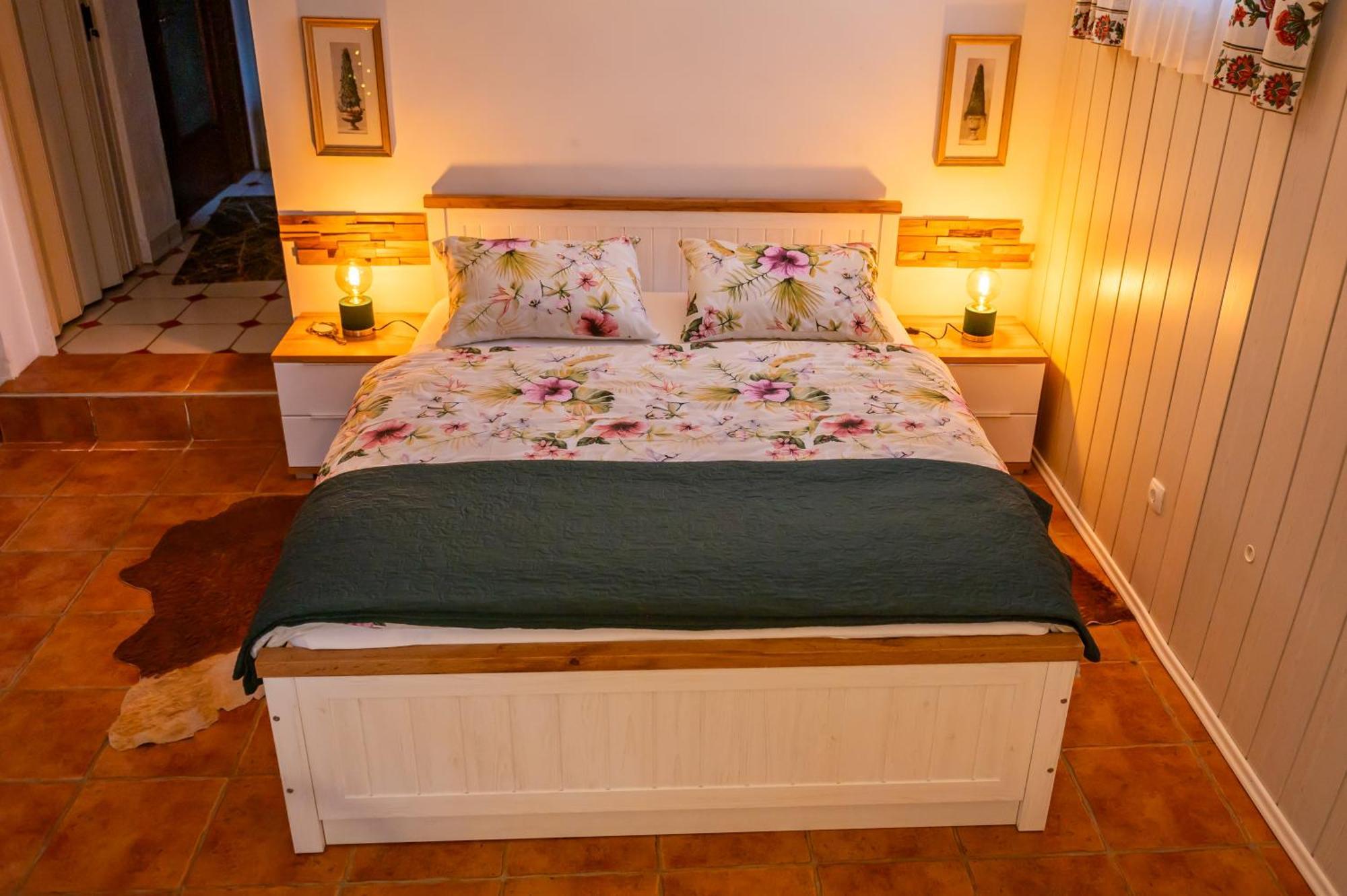 Relax Apartma Peter Ptuj Bagian luar foto